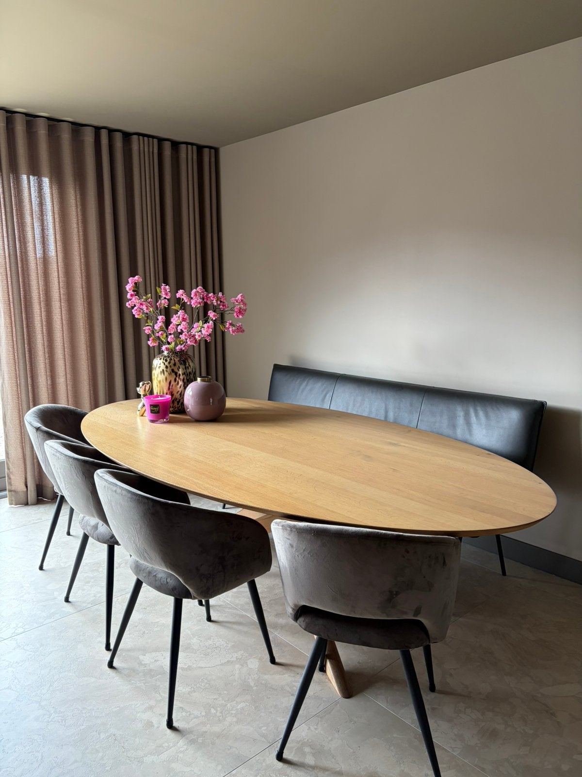 Massief eiken eettafel ovaal 270 x 140, Ophalen, Gebruikt, 100 tot 150 cm, Eikenhout
