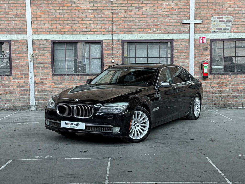 BMW 750Li xDrive 4.4 V8 7-serie 408pk 2012, Auto's, Automaat, Gebruikt, Bedrijf, Sedan