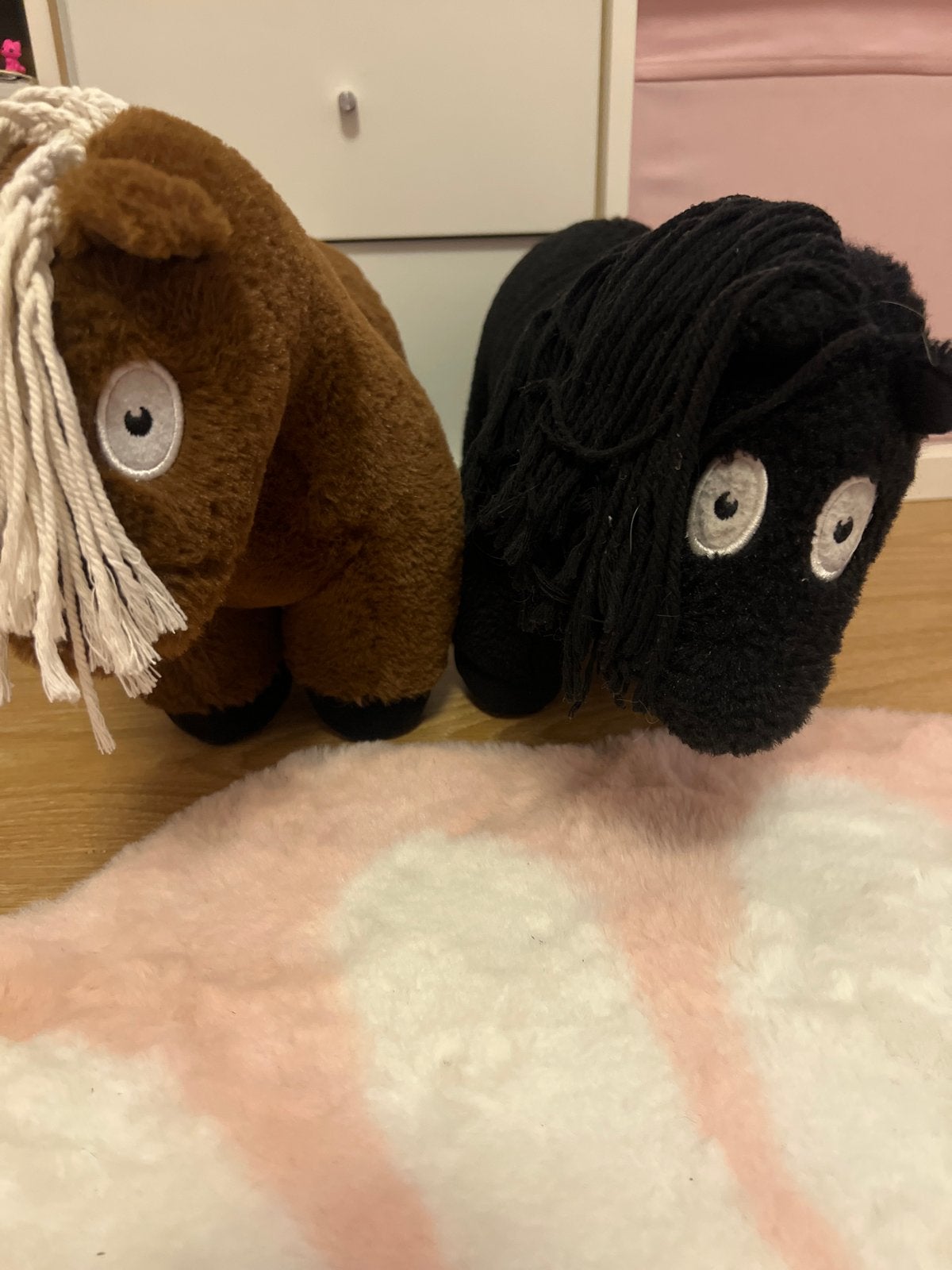 Crafty Ponies set met stal en diverse accessoires, Ophalen of Verzenden, Gebruikt, Meisje