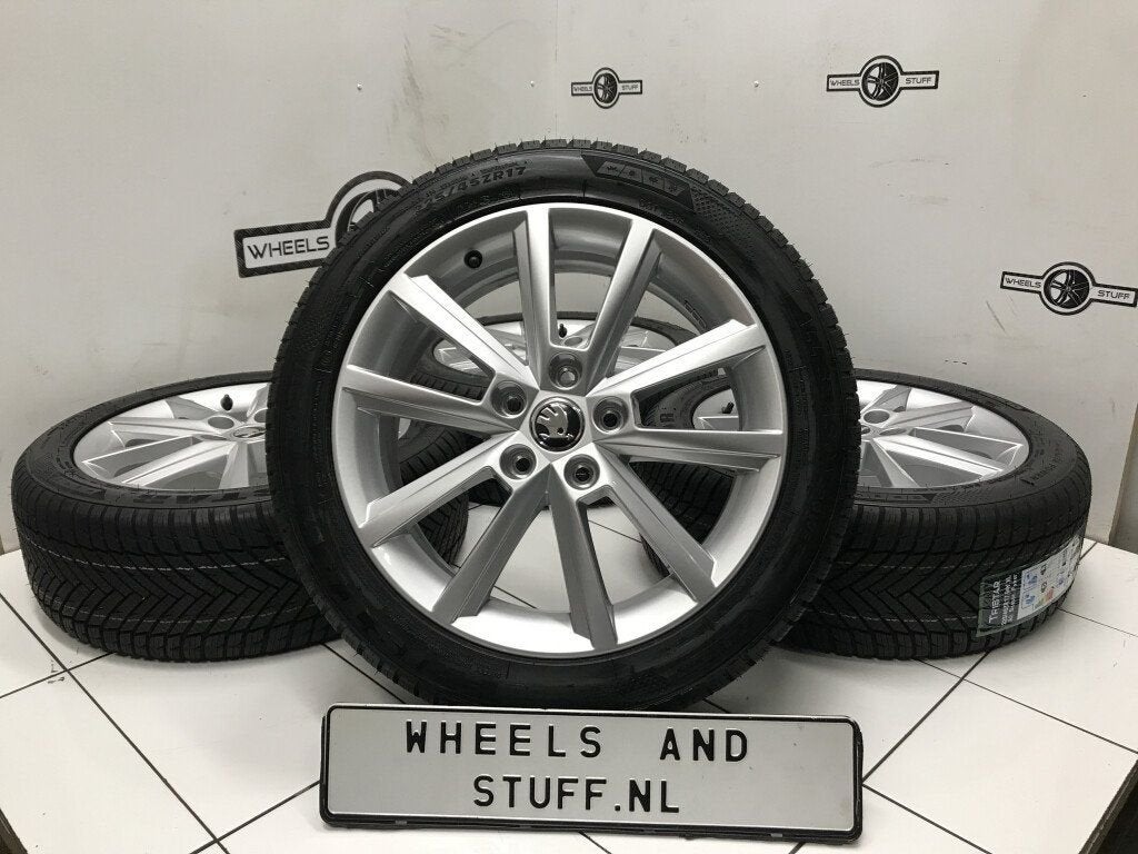 Nieuw Skoda Octavia lichtmetaal velgen 17 5x112 4 seizoen, Ophalen, Nieuw, 17 inch, Banden en Velgen