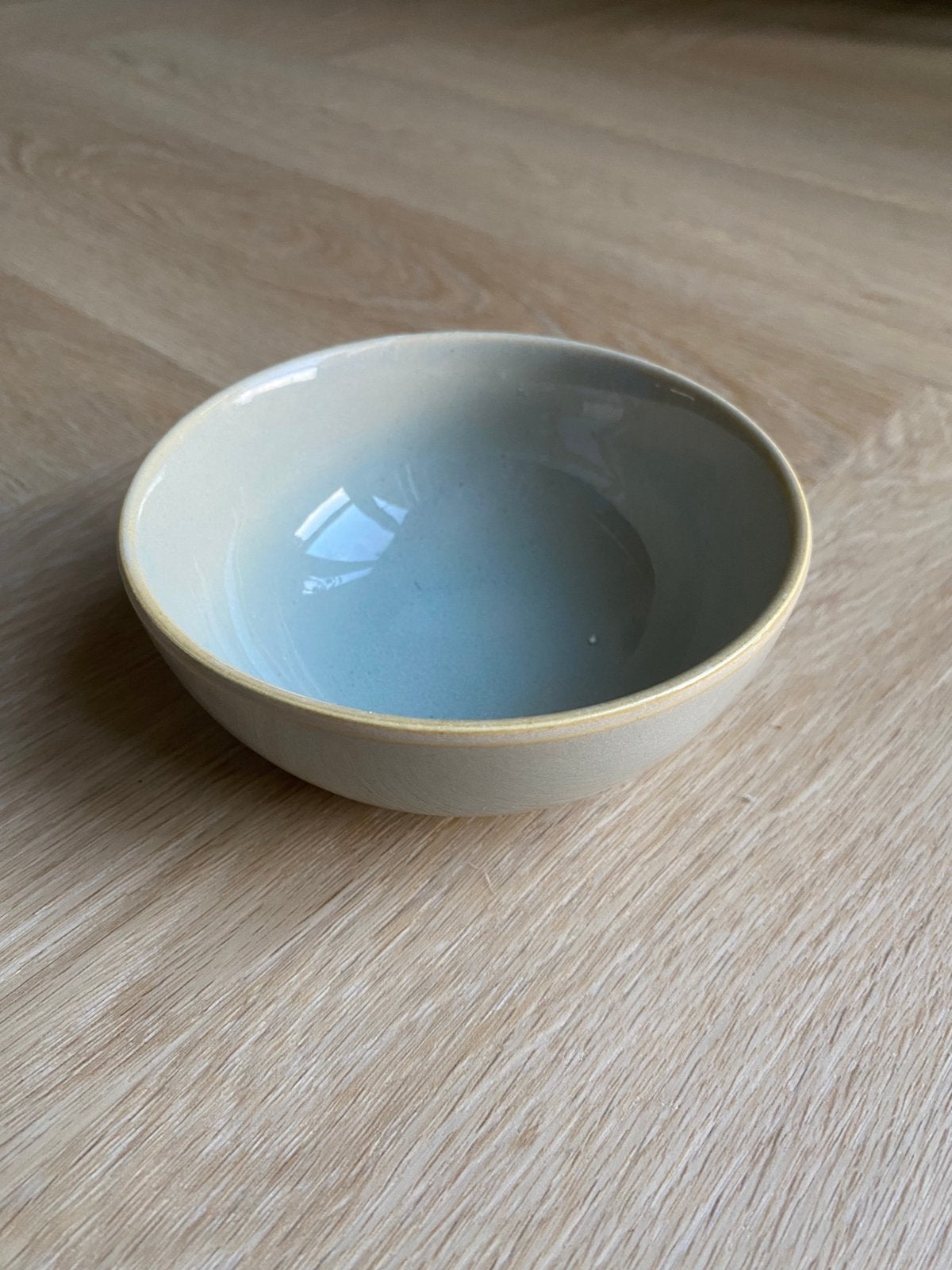 Klein keramiek groen schaaltje - Linda loves, Ophalen of Verzenden, Nieuw, Keramiek, Kom(men)
