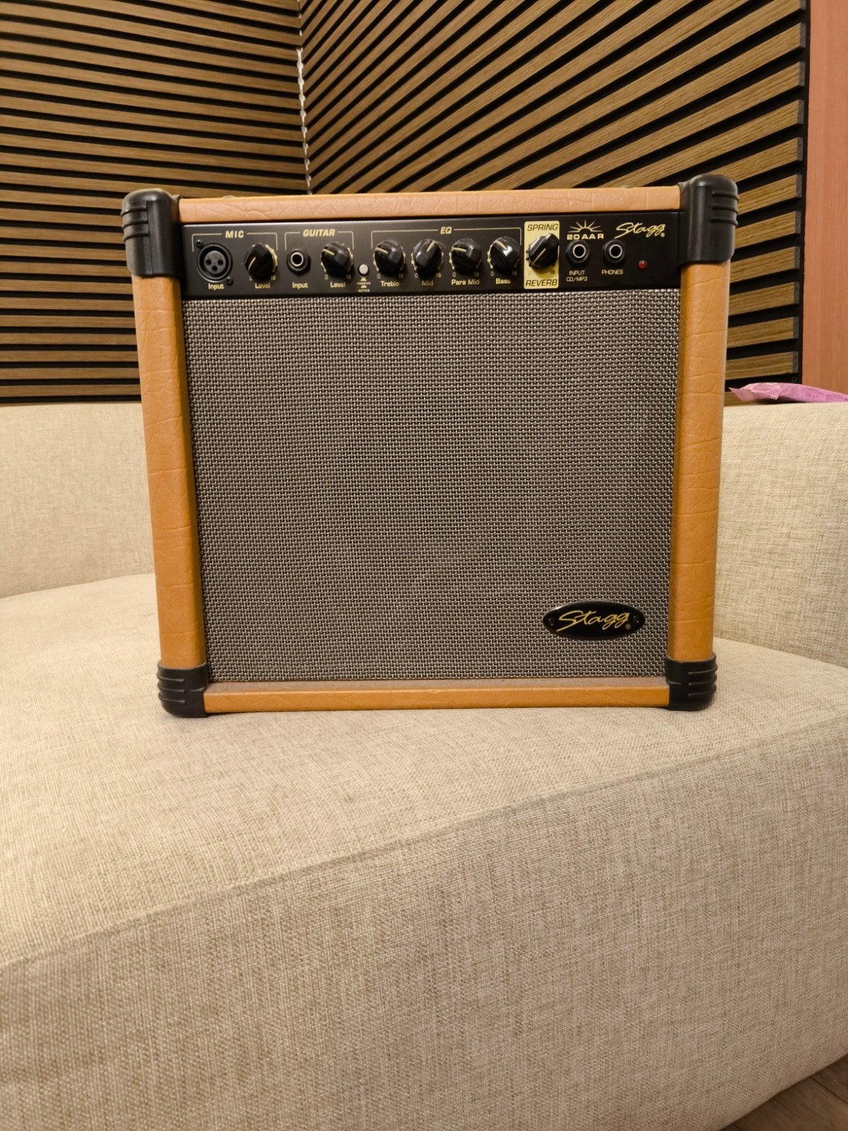 Stagg 20 AAR akoestische gitaar versterker, Muziek en Instrumenten, Ophalen, Zo goed als nieuw, Gitaar, Minder dan 50 watt