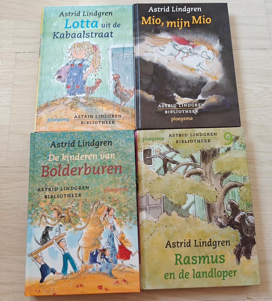 3 x Astrid Lindgren bibliotheek boeken NL, Ophalen of Verzenden, Zo goed als nieuw, Astrid Lindgren, Fictie algemeen