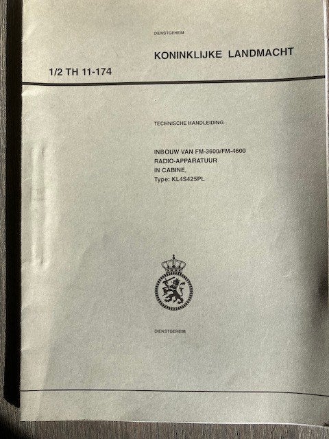 Voorschrift o.a. 1 TH 11-170 radio  RT 3600 ex leger, Verzamelen, Ophalen of Verzenden, Landmacht, Nederland, Boek of Tijdschrift