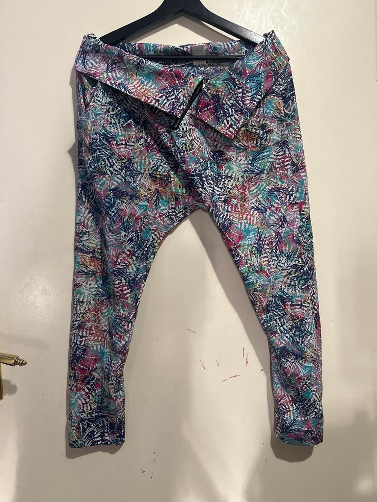 Kleurrijke harembroek met print, Maat 38/40 (M), Overige kleuren, Ophalen of Verzenden, Zo goed als nieuw