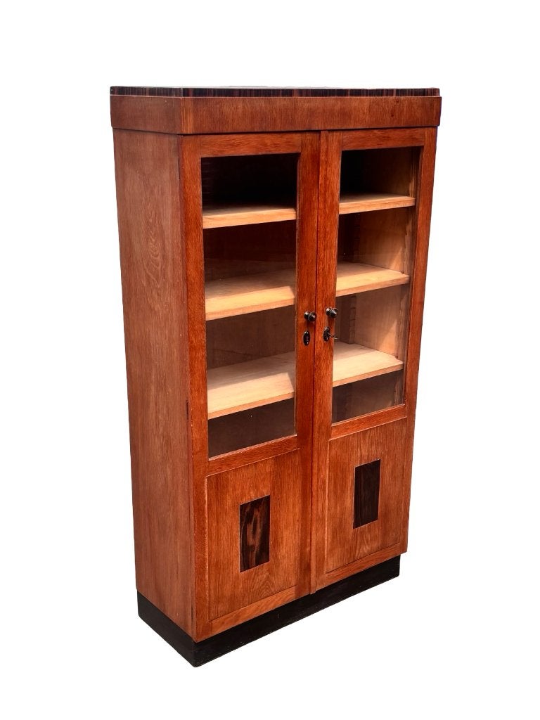 Art Deco Vitrinekast Compact Model Amsterdamse School Eiken, Huis en Inrichting, Kasten | Vitrinekasten, Ophalen, Art Deco, Gebruikt