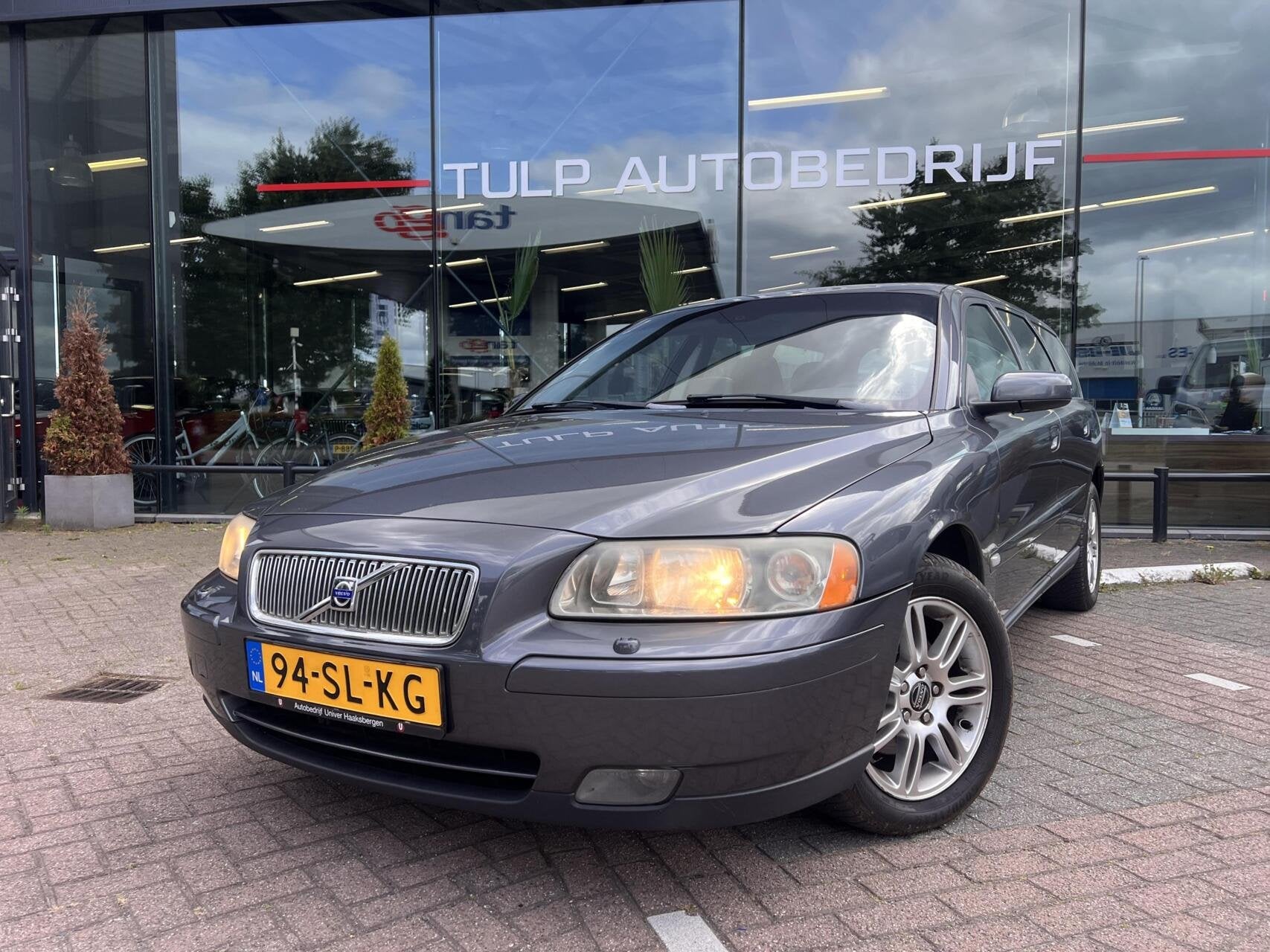 Volvo V70 2.4 Edition II Nette en goed onderhouden staat!, Auto's, Volvo, Voorwielaandrijving, Zwart, 1470 kg, Euro 4