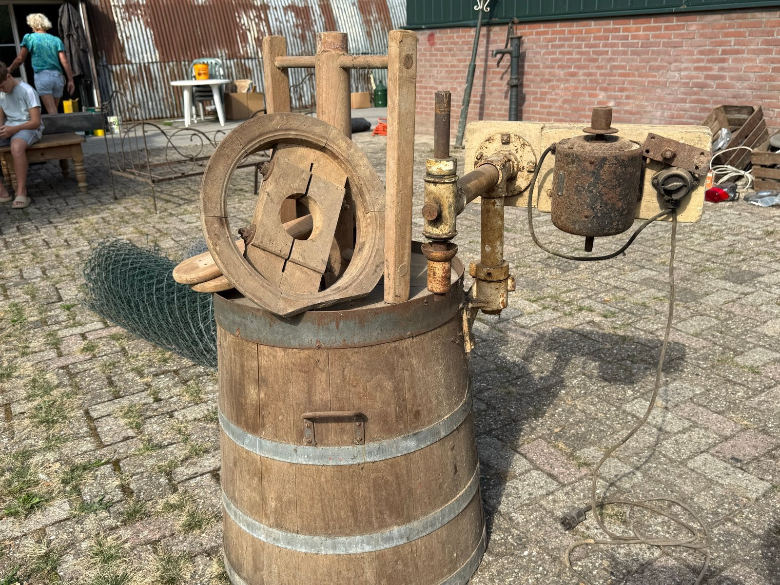 Antieke houten wasmachine met motor, Antiek en Kunst, Ophalen