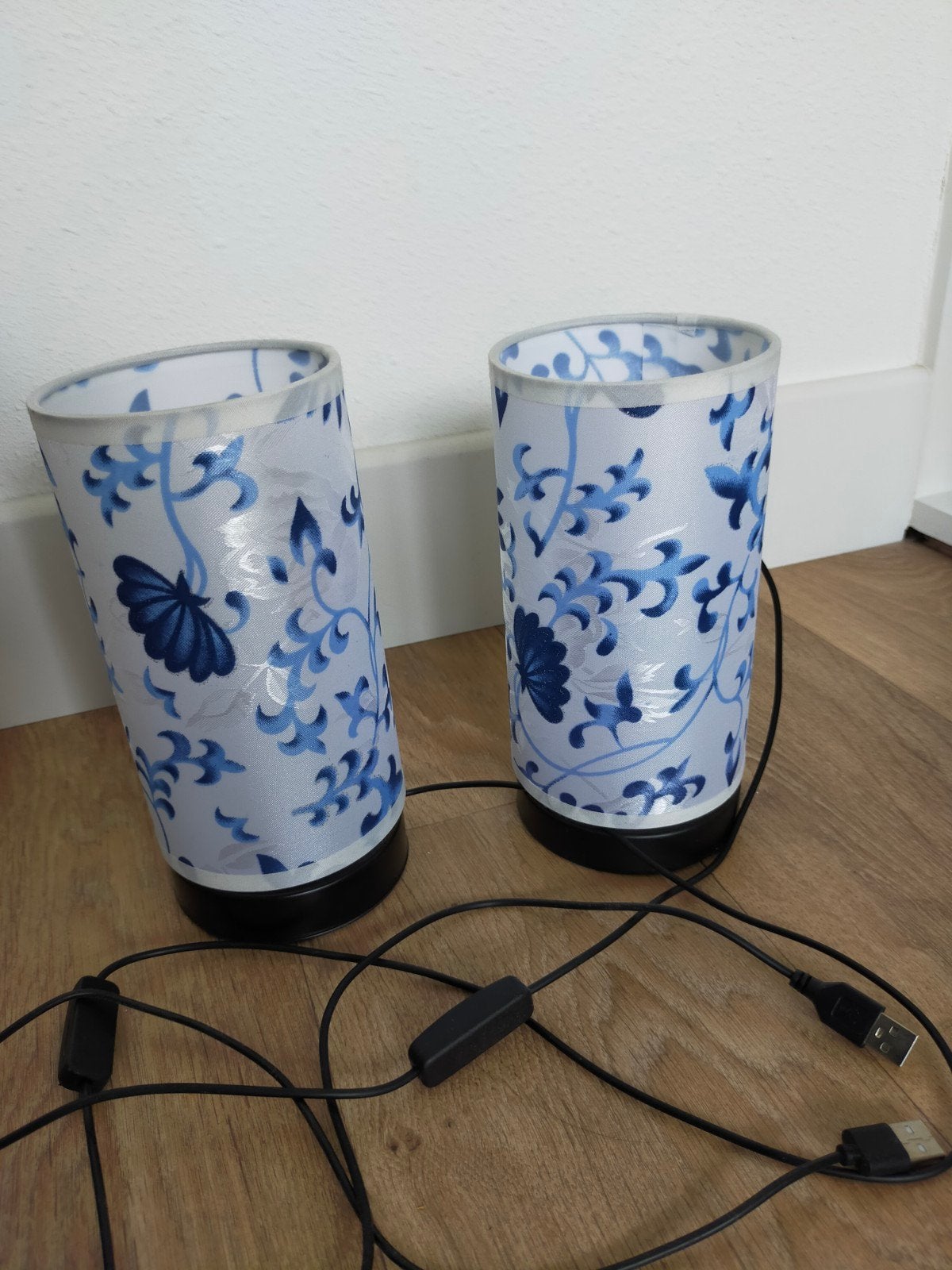 Twee USB LED lampjes met Delfts Blauw print, Huis en Inrichting, Blauw, Kunststof, Met schakelaar, Ophalen of Verzenden