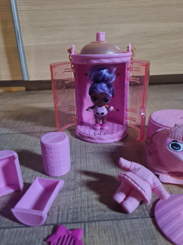 LOL Surprise pop in spuitbus met accessoires, Ophalen of Verzenden, Gebruikt, Overige typen