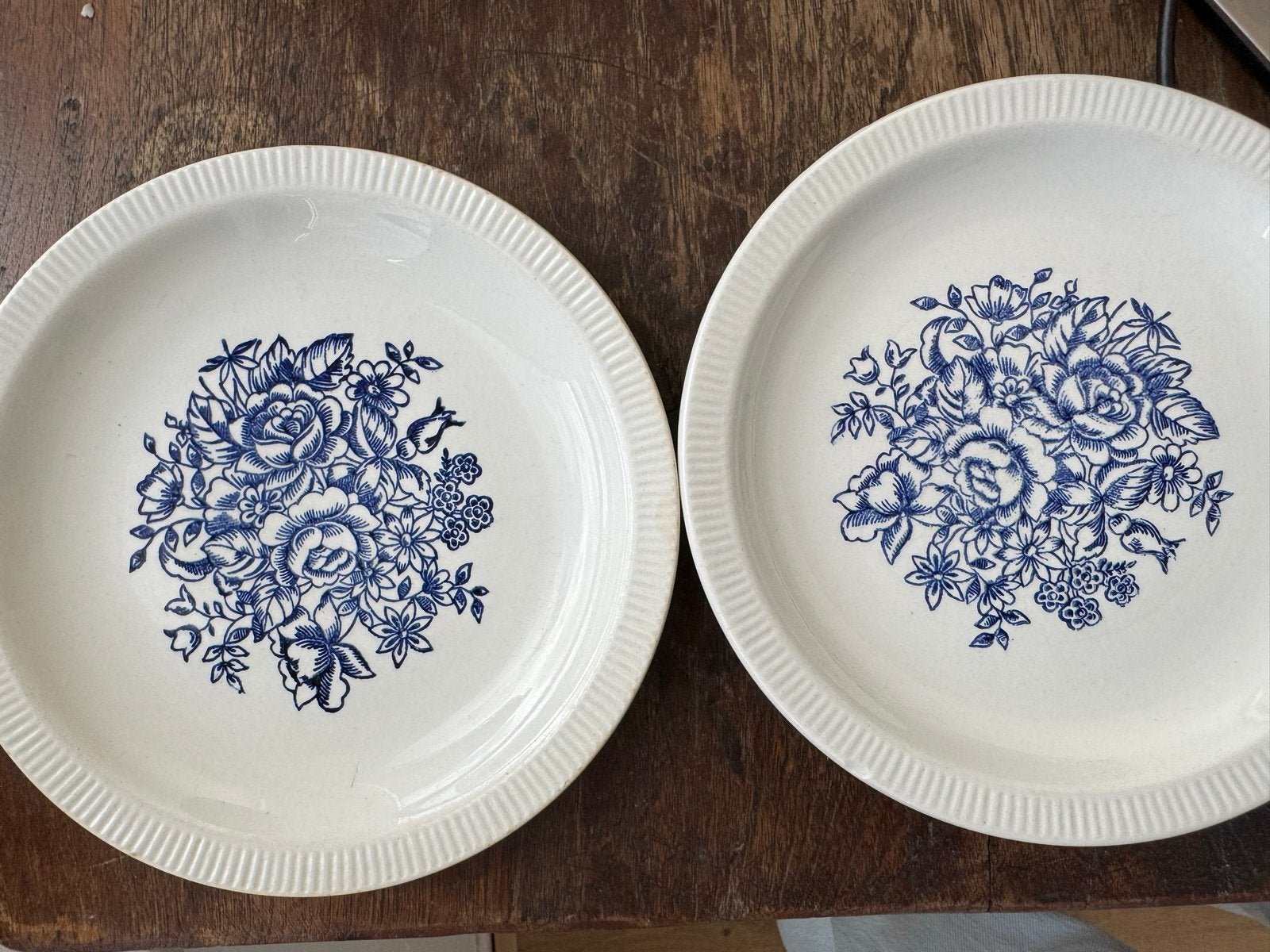 2 Vintage Luneville Badonviller borden - Blauw bloemmotief, Ophalen of Verzenden