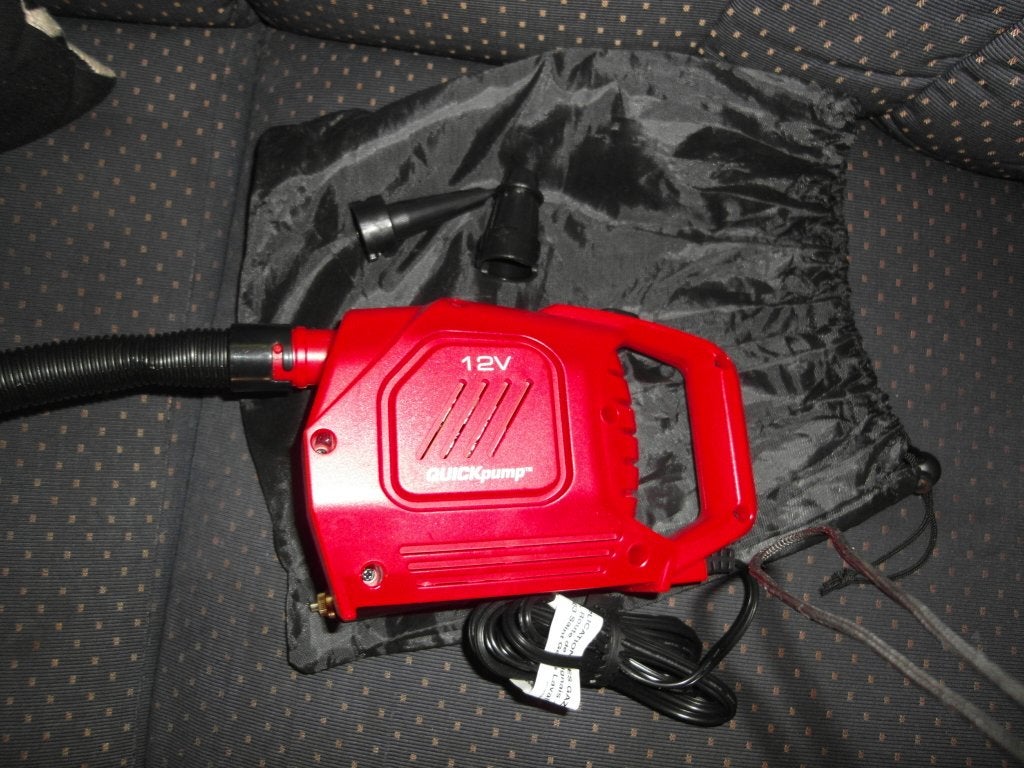 Coleman Quickpump, Caravans en Kamperen, Luchtpompen, Zo goed als nieuw, Elektrisch, Ophalen of Verzenden