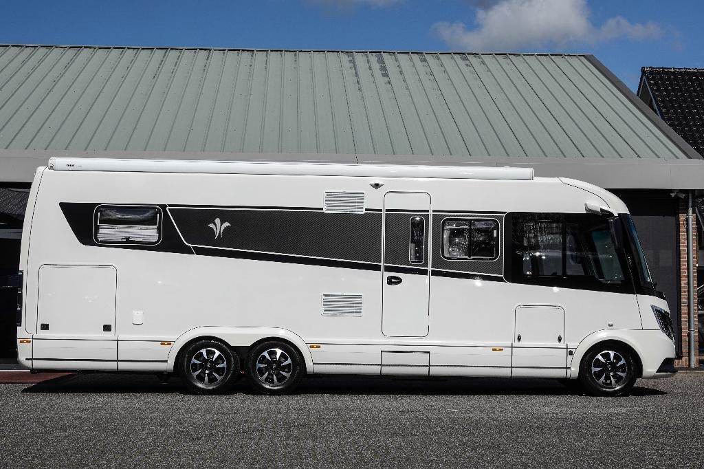 Caravans And Camping Niesmann