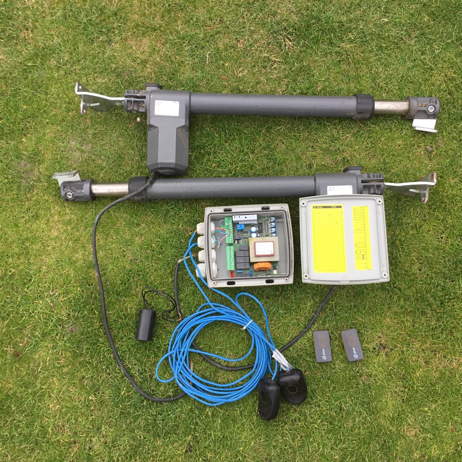Zware Automatische poort motors met regelkast, Ophalen, Gebruikt, Overige typen