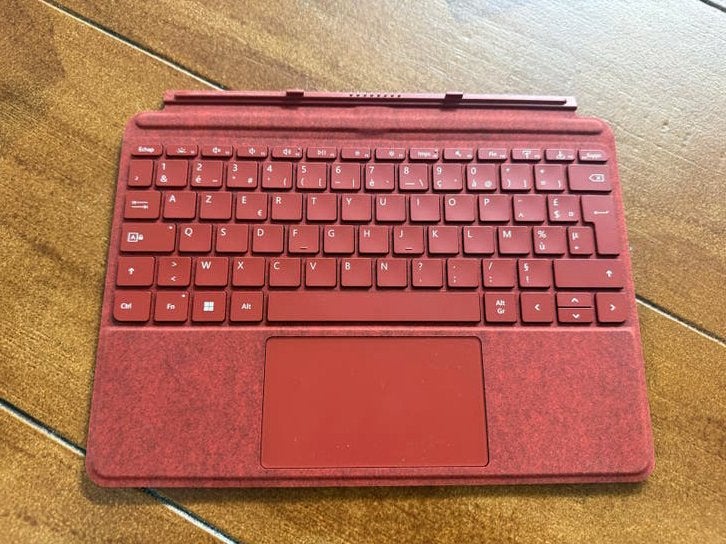 Microsoft Surface Go Signature Type Cover - Nieuwstaat, Ophalen of Verzenden, Zo goed als nieuw, Qwerty, Trackpad