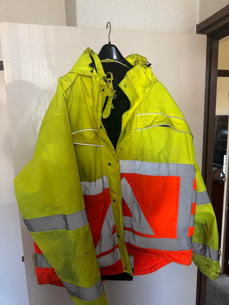 Verkeersregelaar set - Gele en oranje jas met reflectie, Ophalen of Verzenden, Gebruikt