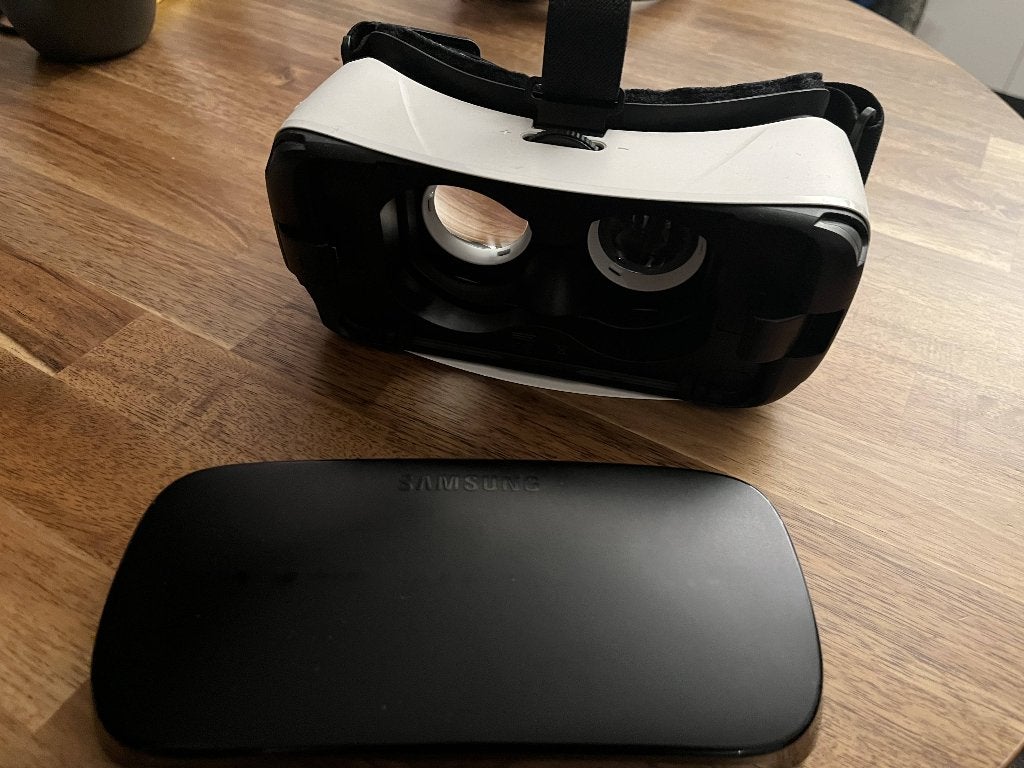 Samsung Oculus Gear VR Bril (SM-R322) - Compleet met boekjes, Ophalen of Verzenden, Zo goed als nieuw, VR-bril, Telefoon