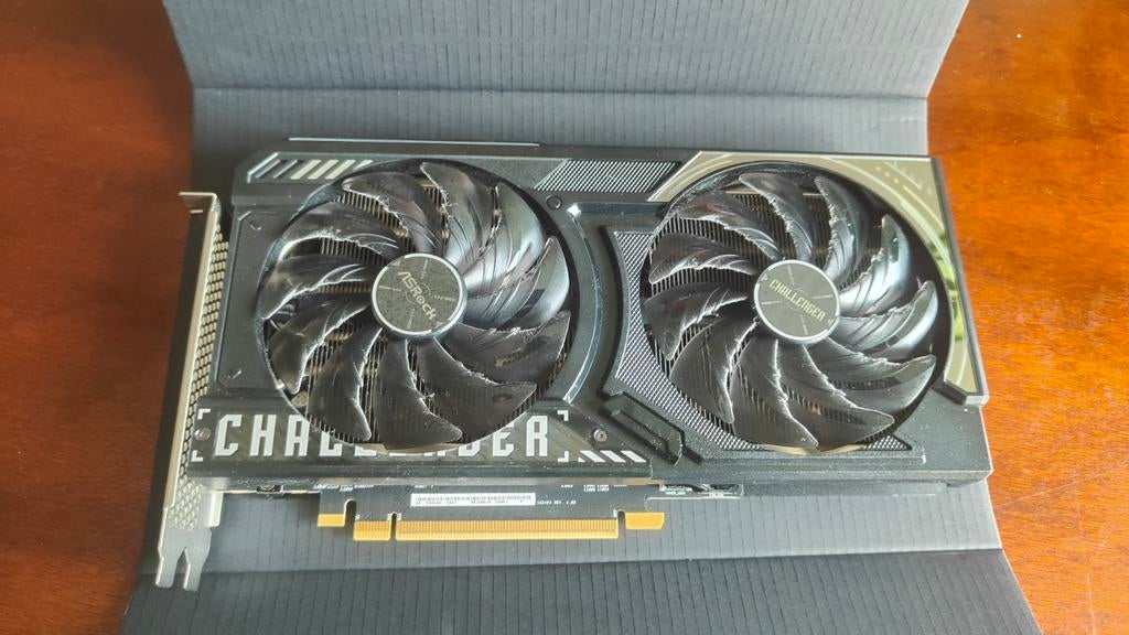 Asrock Intel Arc B580 Challenger
12GB OC GDDR6 videokaart., GDDR6, PCI-Express 4, Ophalen of Verzenden, HDMI