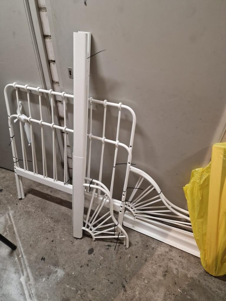 Ikea meegroei kinderbed, Huis en Inrichting, Eenpersoons, Ophalen of Verzenden, Zo goed als nieuw, 90 cm