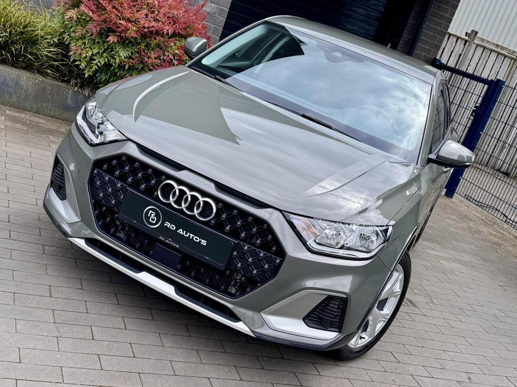 Audi A1 allstreet 30 TFSI Advanced edition Chronos Grey Carp, Stof, Lichtsensor, 116 pk, Bedrijf