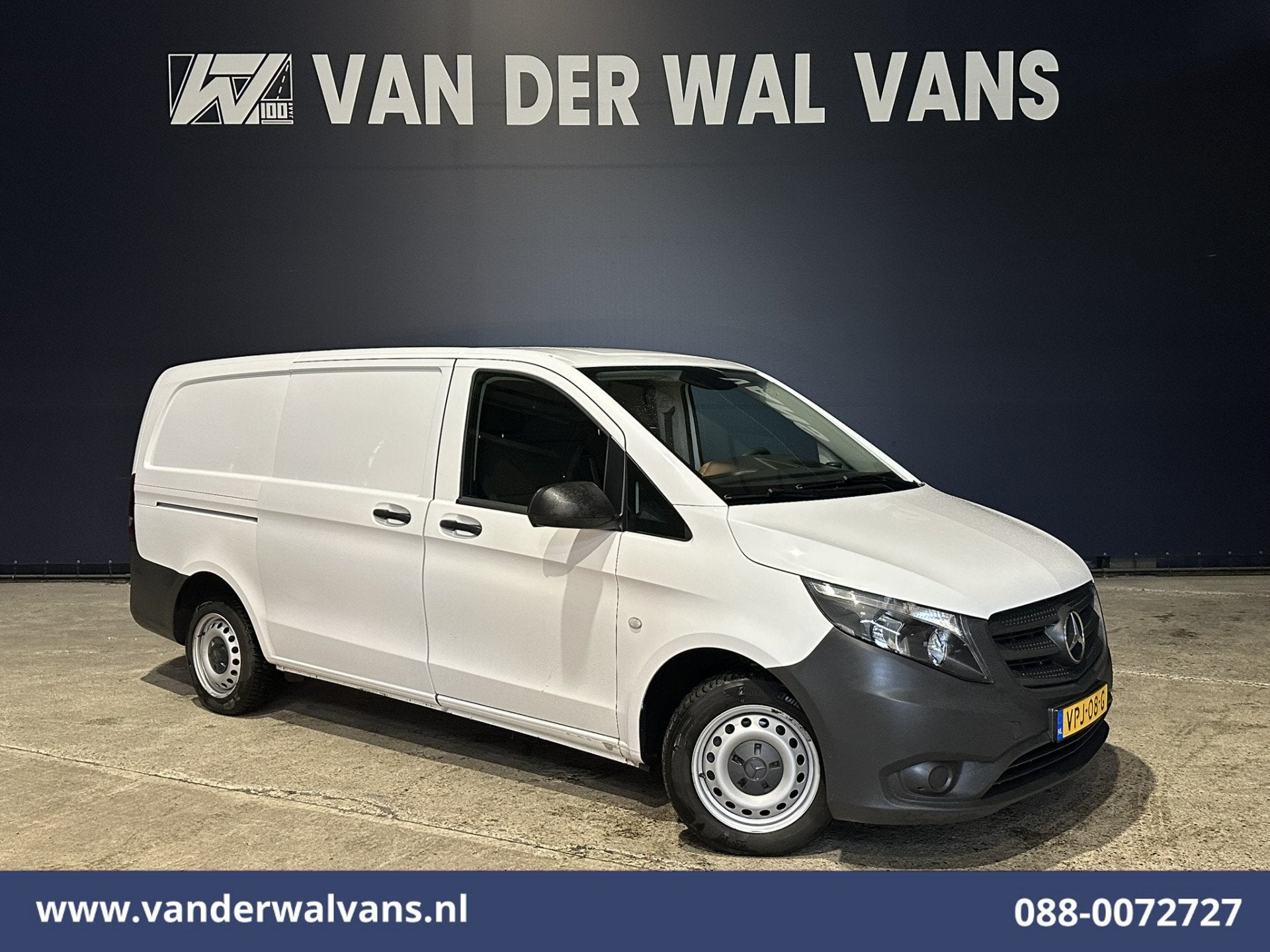 Mercedes-Benz Vito 110 CDI L2H1 Euro6 Airco | Camera | Navig, Auto's, Bestelauto's, Gebruikt, 4 cilinders, 2000 kg, Wit