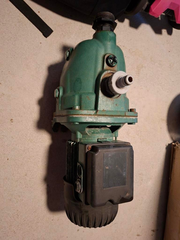 dab jet 82 m pomp, Ophalen