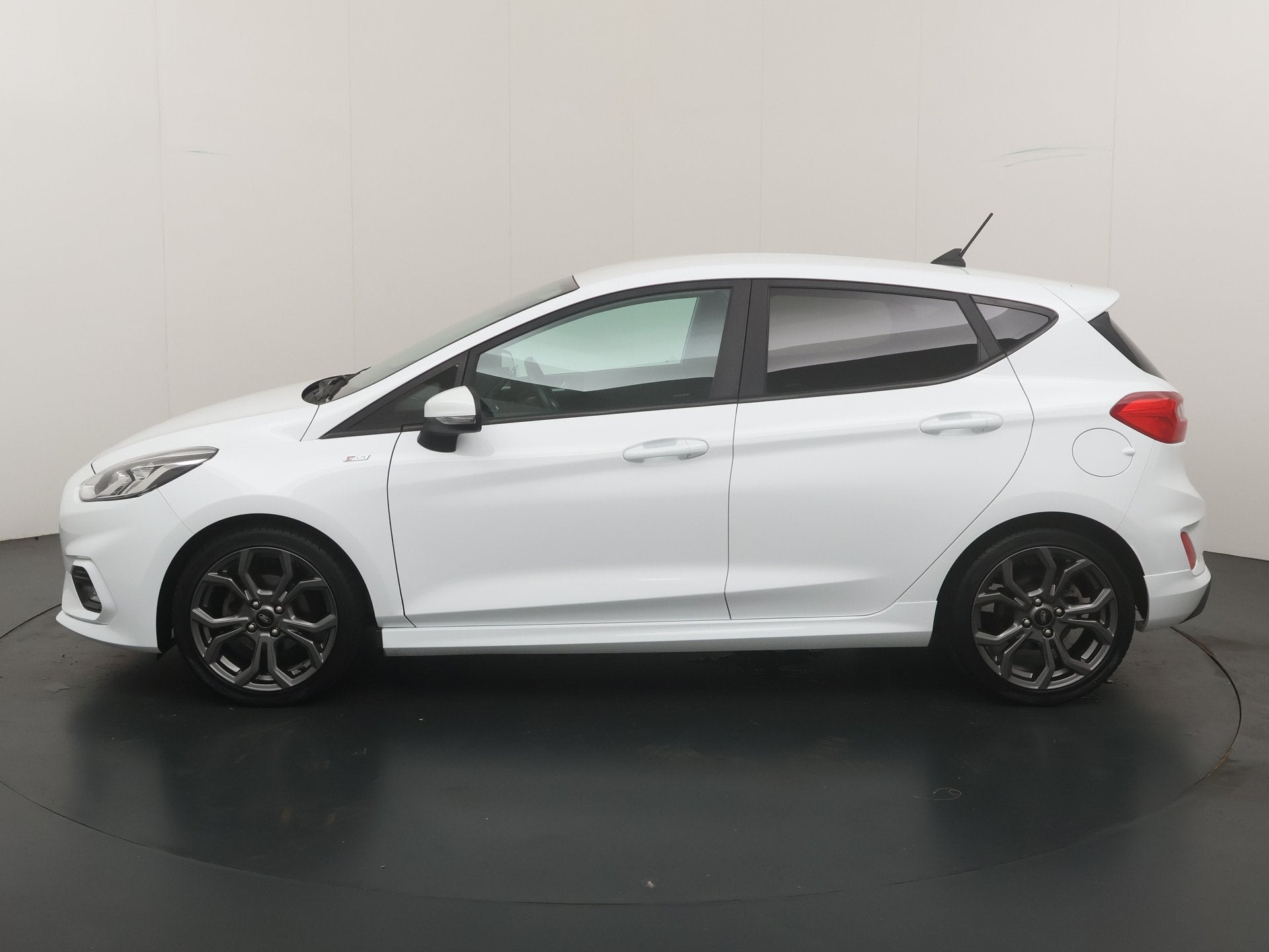 Ford Fiesta 100PK EcoBoost ST-Line | Cruise | Navi | Clima |, Auto's, Dealer onderhouden, Gebruikt, Origineel Nederlands, Handgeschakeld