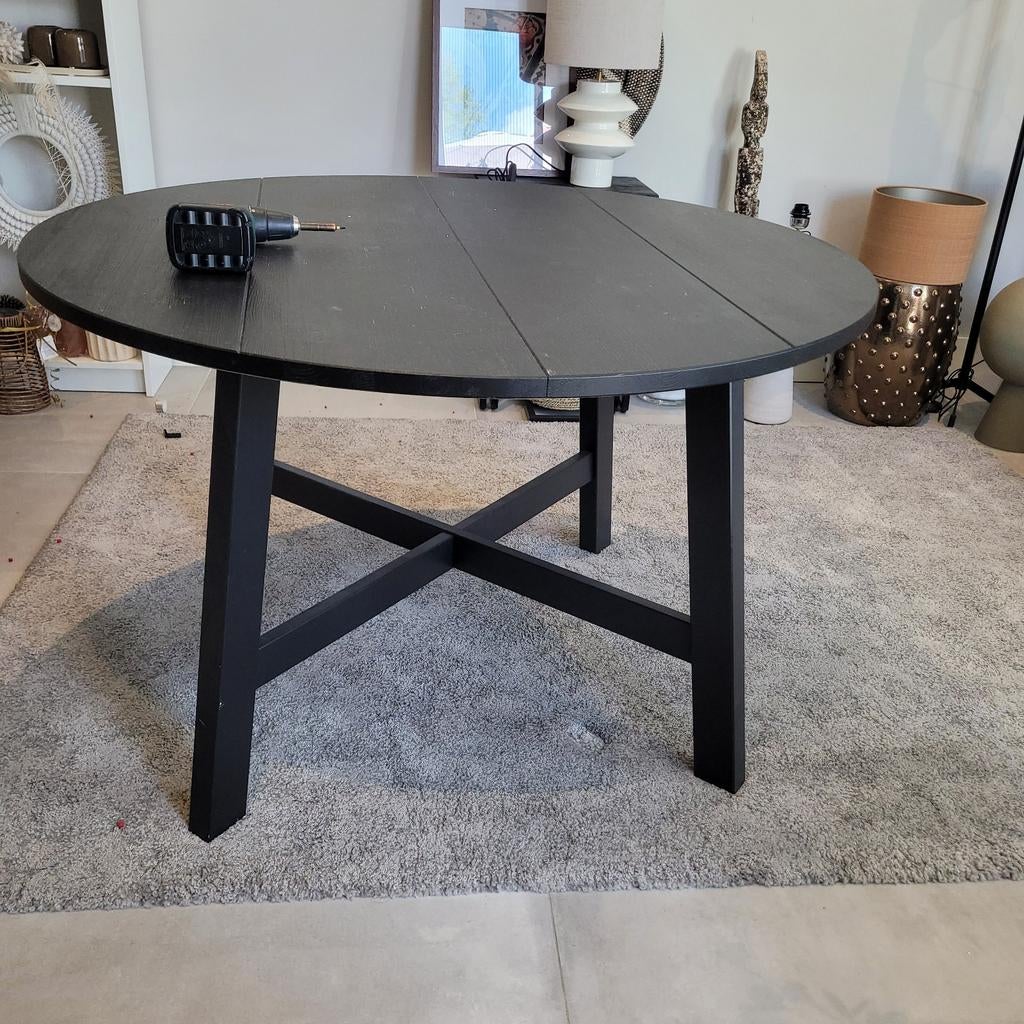 Ronde zwarte eettafel - 120cm doorsnede, Gebruikt, Rond, Ophalen of Verzenden, Modern