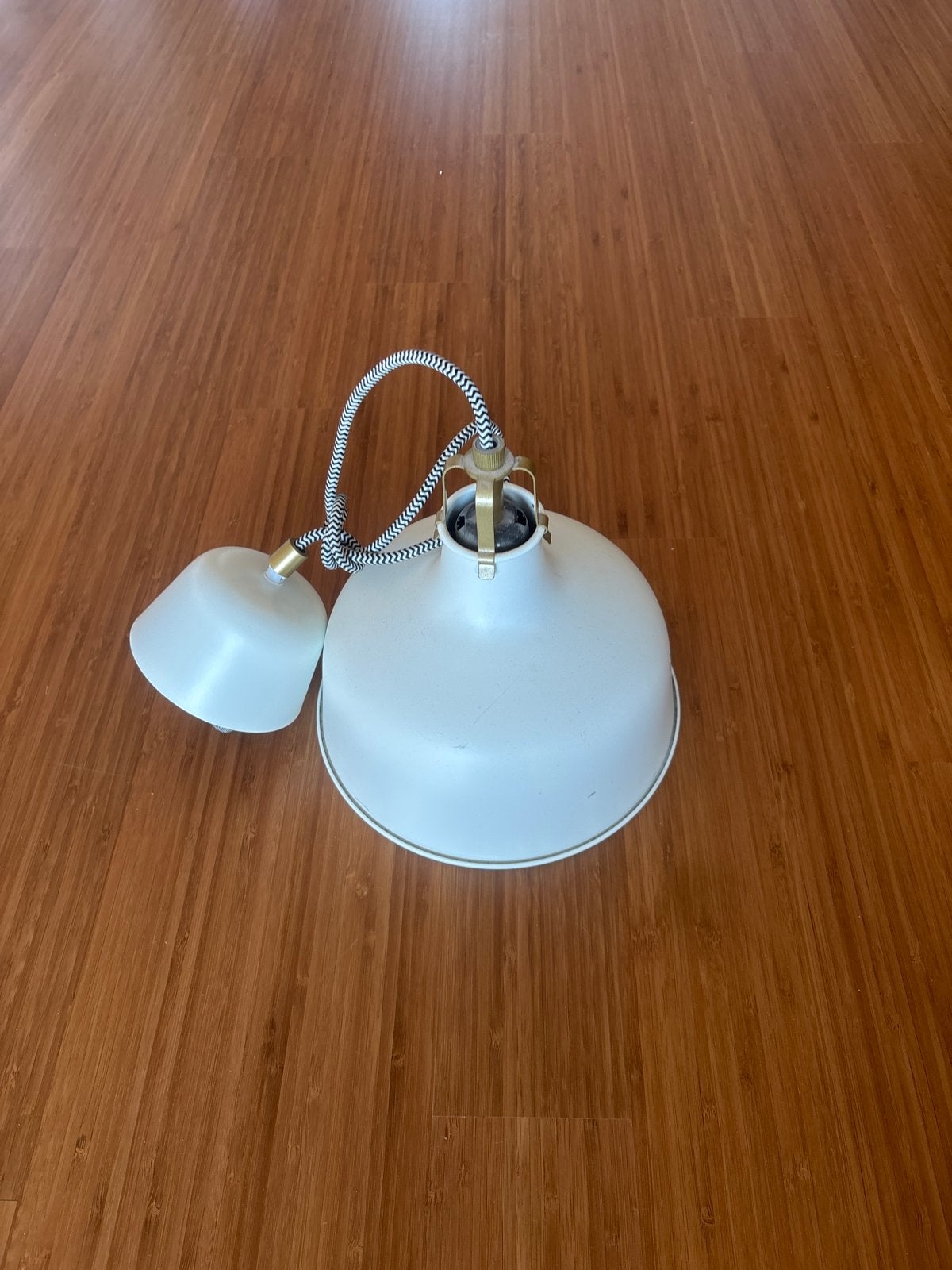 Witte hanglamp ranarp met textielkabel, Ophalen of Verzenden, Zo goed als nieuw, Metaal, E27 (groot)