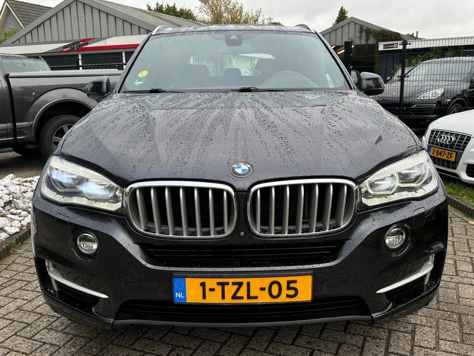 BMW X5 3.0D 2014 Pano HUD Dealerauto Trekhaak 3500 KG, Automaat, Gebruikt, 2993 cc, Bedrijf