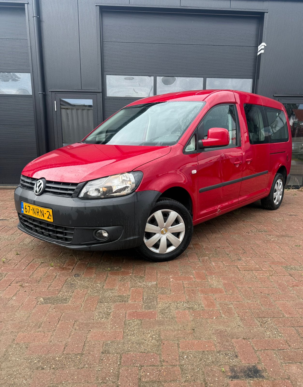 Volkswagen Caddy Maxi 7-Persoons 1.2 TSI 2010 Rood Airco, Voorwielaandrijving, 4 cilinders, Volkswagen, 7 stoelen