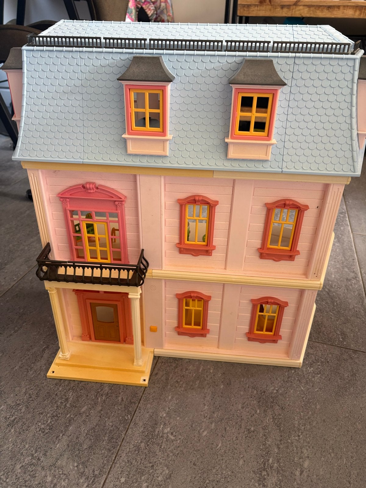 Groot Playmobil Poppenhuis met Meubels 5303, Ophalen of Verzenden, Gebruikt, Poppenhuis