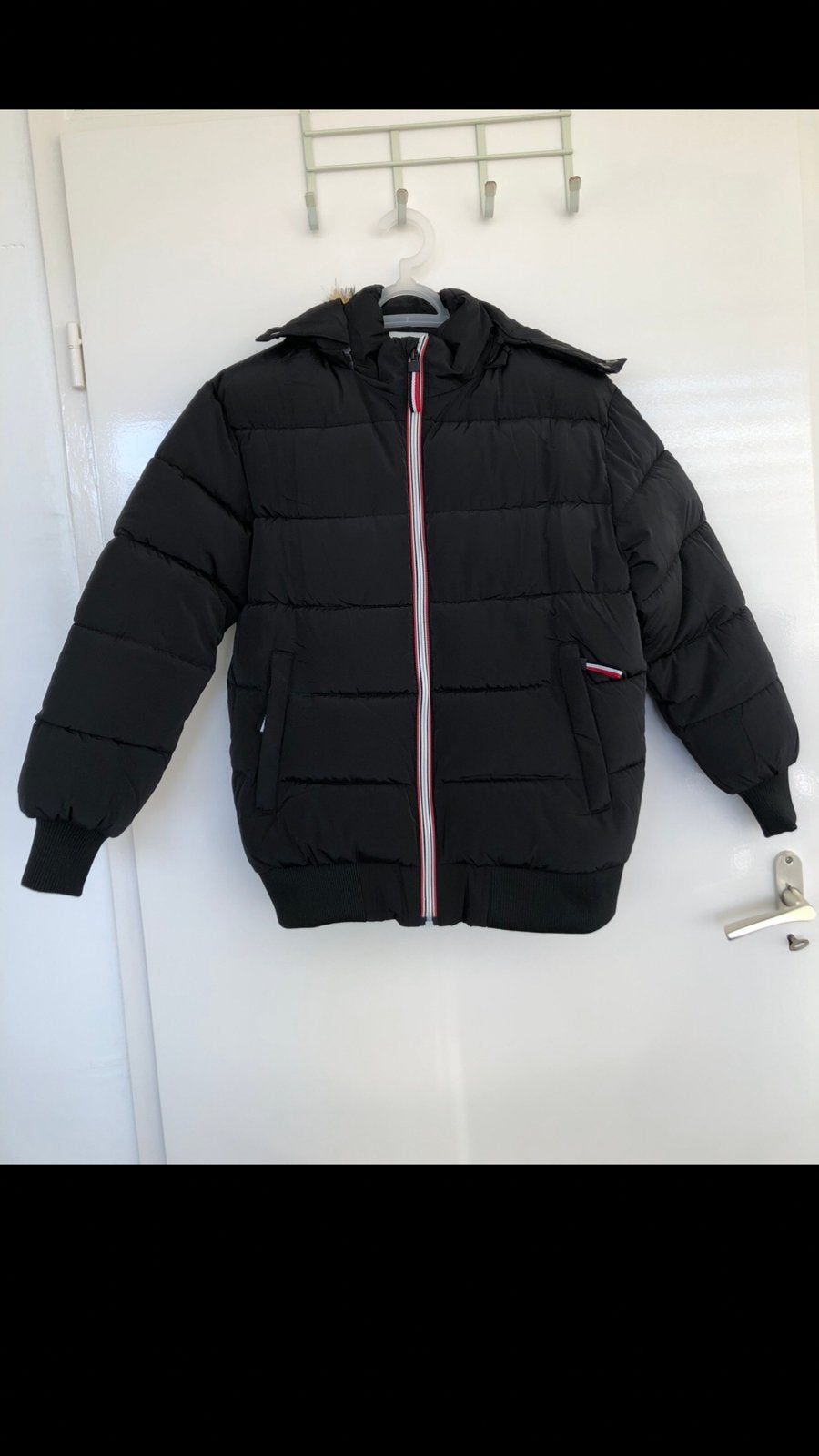 Moncler jas, Kinderen en Baby's, Ophalen, Nieuw, Maat 146