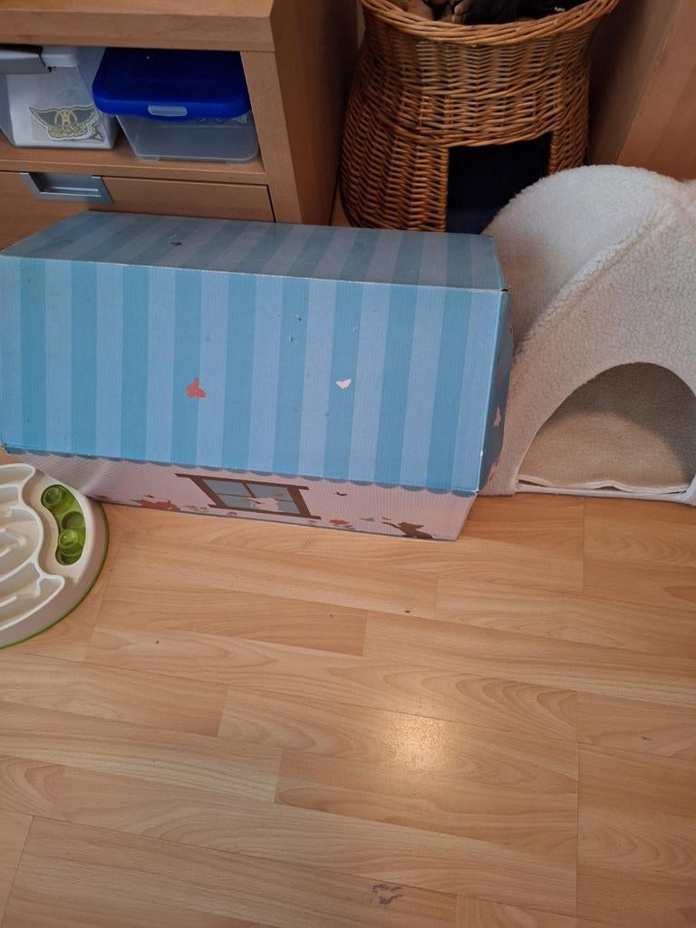 Kattenspullen, Ophalen