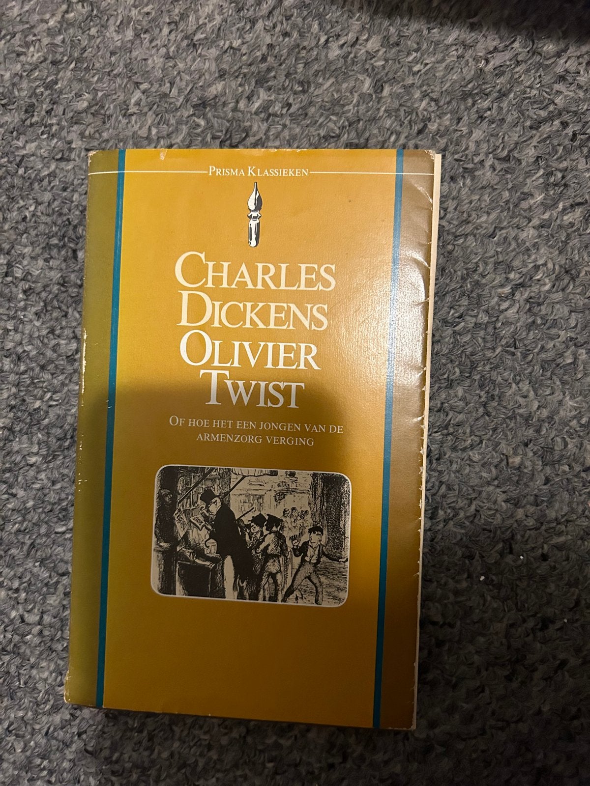 Oliver Twist - Charles Dickens (Prisma Klassieken), Boeken, Ophalen of Verzenden, Gelezen, Nederland