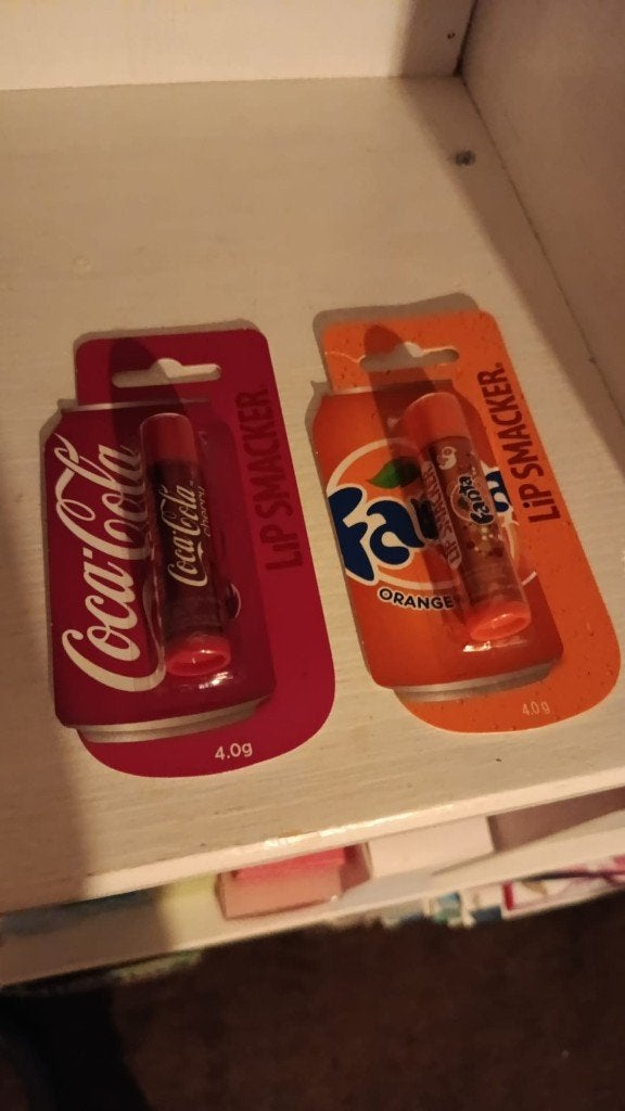 Lip Smacker Coca-Cola en Fanta Lippenbalsem Set, Nieuw, Ophalen of Verzenden, Make-up, Overige kleuren