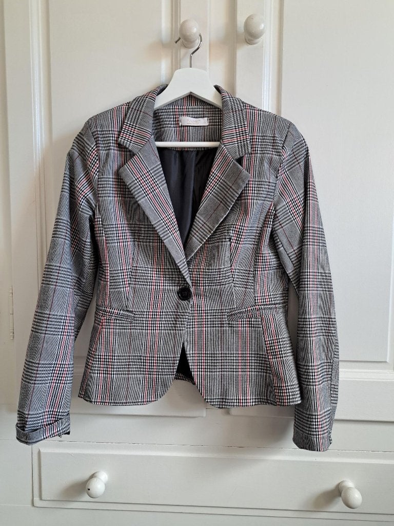 Fame geruit jasje / blazer, maat S. Nieuwstaat., Fame, Meerkleurig, Ophalen of Verzenden, Zo goed als nieuw