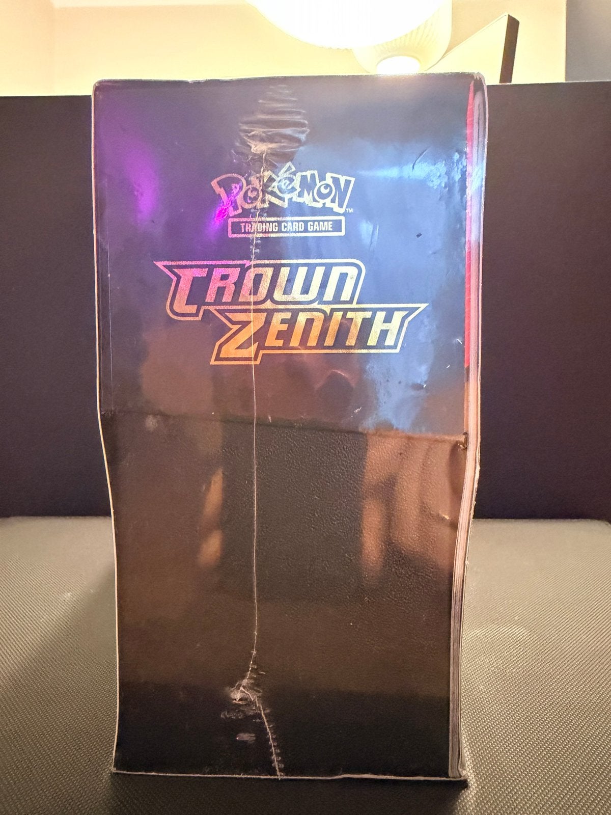 Foto 2 van Crown Zenith Elite Trainer Box – Lucario – Sealed ETB
