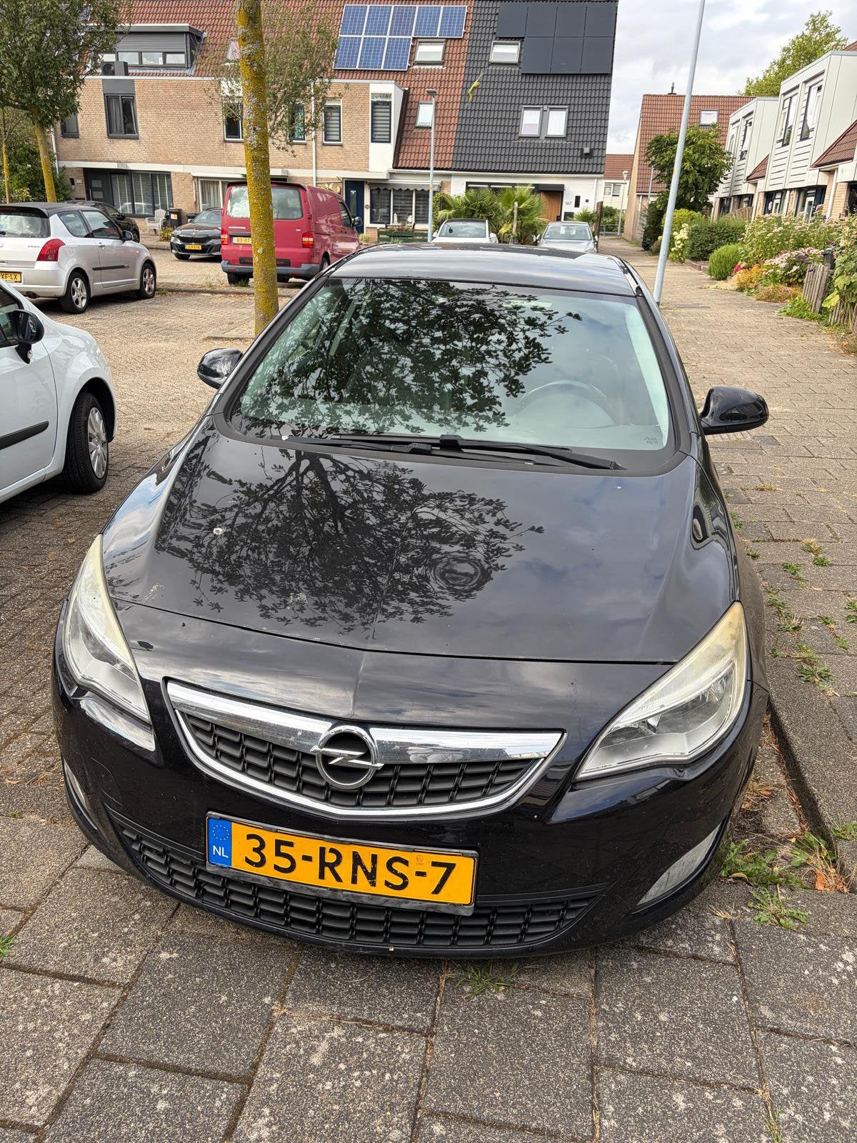 Opel Astra 1.4 Turbo Ecotec 103KW 5-D 2011 Zwart, Auto's, Voorwielaandrijving, 680 kg, 4 cilinders, Zwart