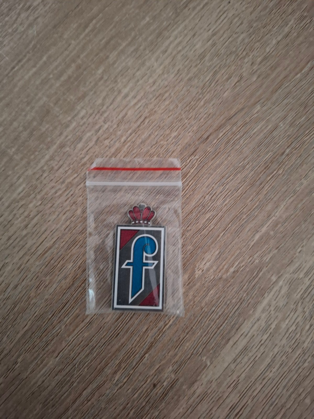 nieuw pininfarina embleem, Ophalen of Verzenden