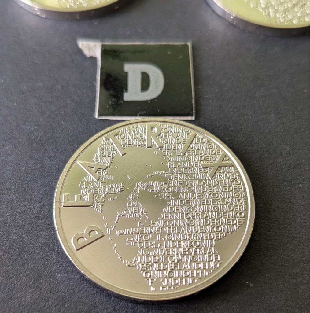 5€ Beatrix en Vincent van Gogh munt D, Postzegels en Munten, Munten | Nederland, Ophalen, Koningin Beatrix, Euro's, Losse munt