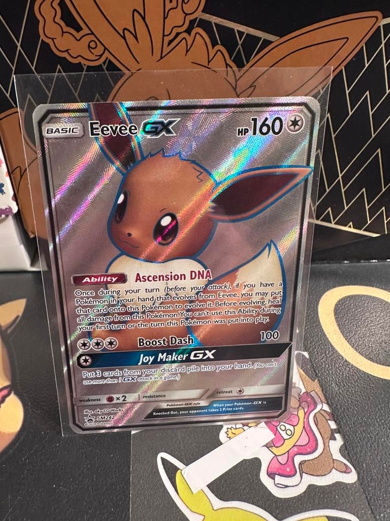 Eevee GX (SM 242), Hobby en Vrije tijd, Ophalen of Verzenden, Nieuw, Losse kaart, Foil