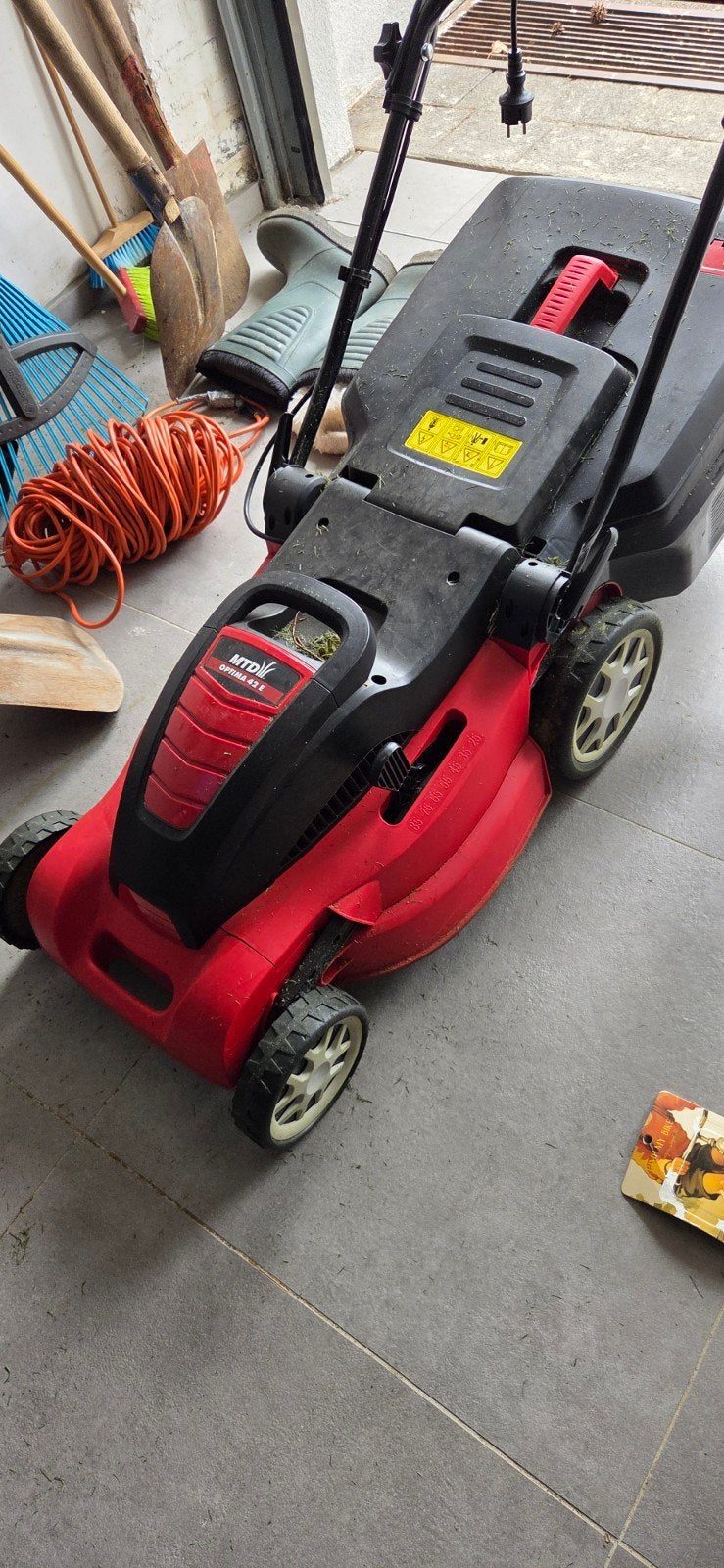 MTD Optima 42 E Elektrische Grasmaaier - Zo goed als nieuw, Ophalen, Elektrische grasmaaier, MTD, Zo goed als nieuw
