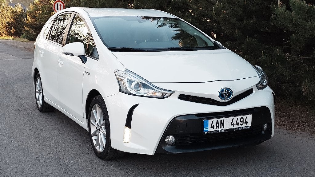 Toyota Prius +, Auto's, Toyota, 4 cilinders, Leder en Stof, Grijs, Onderhoudsboekje