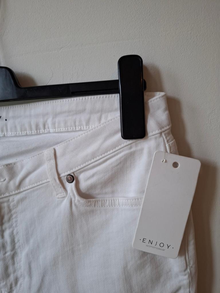 Enjoy Capri wit stretch katoen maat 44, Wit, Maat 42/44 (L), Enjoy, Nieuw