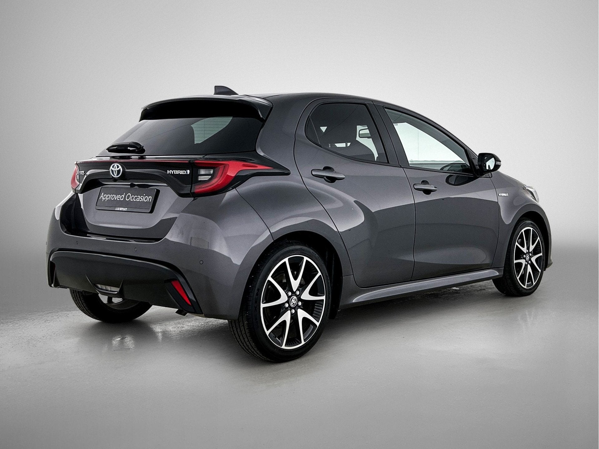 Toyota Yaris 1.5 Hybrid Executive | Dealer onderhouden | JBL, 12 maanden, 450 kg, Gebruikt, 23 km/l