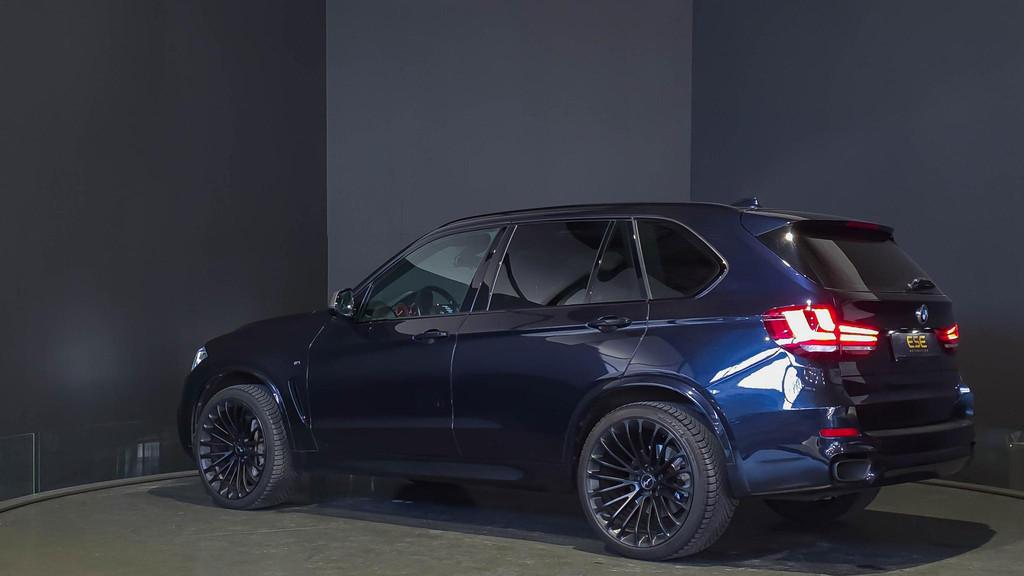 BMW X5 M50d | Panorama | Memory-Seats | Breyton, 15 km/l, 2993 cc, Alcantara, Zwart