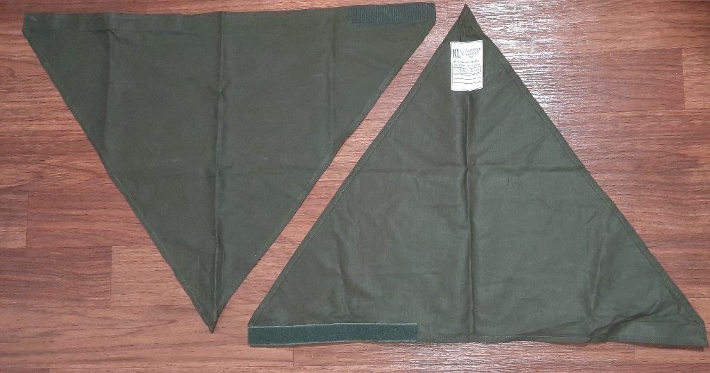 Halsdoek groen Origineel item NL leger 2 stuks, Ophalen of Verzenden, Landmacht, Nederland, Embleem of Badge