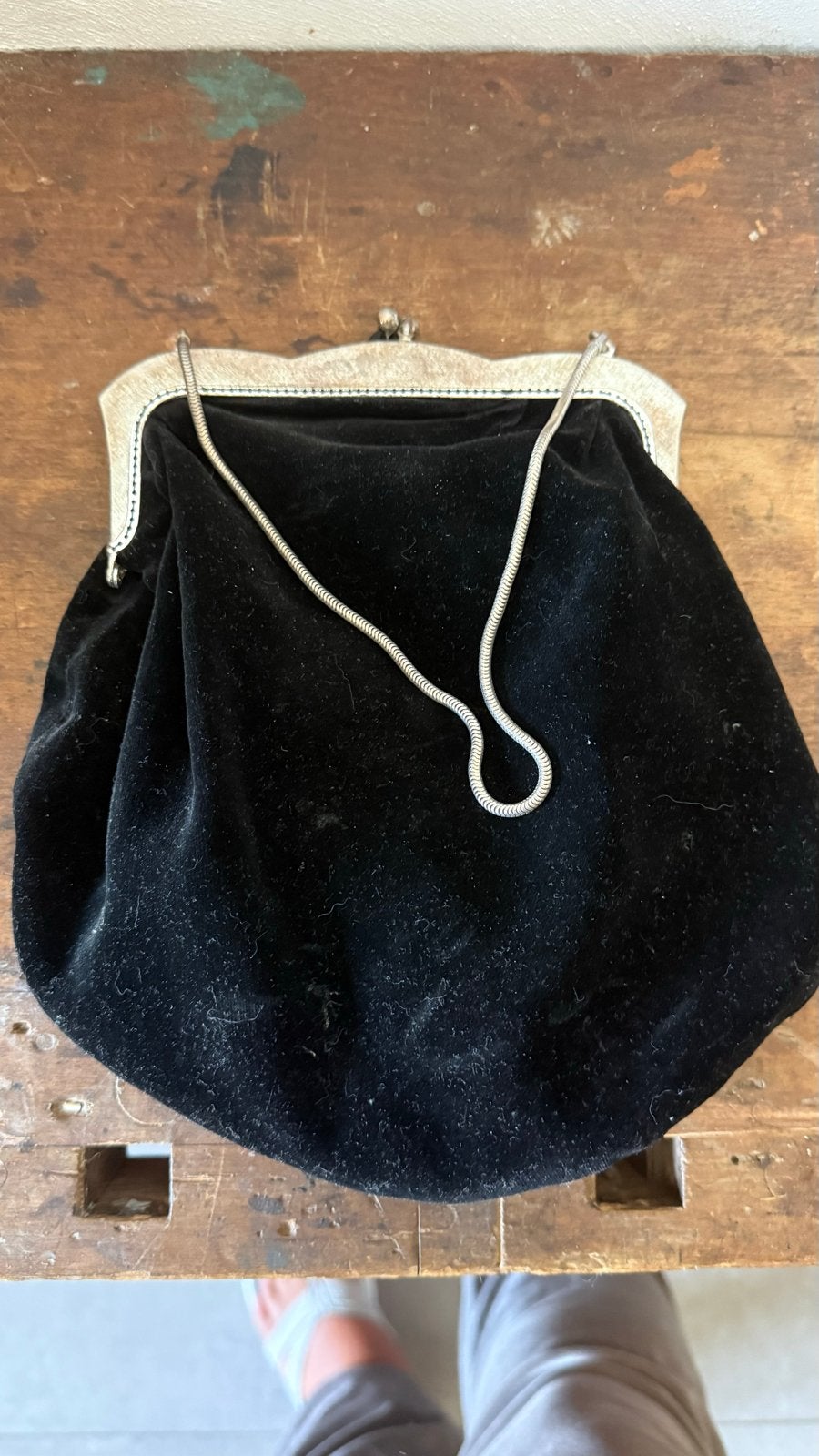 Vintage Zwart Fluweel Avondtasje met Zilveren Sluiting, Sieraden, Tassen en Uiterlijk, Tassen | Damestassen, Ophalen of Verzenden