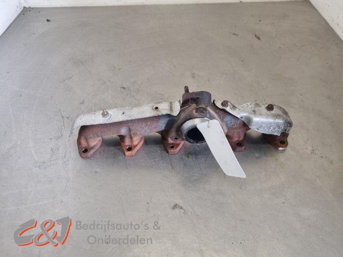 Uitlaatspruitstuk van een Volkswagen Transporter, Gebruikt, -, Volkswagen, -